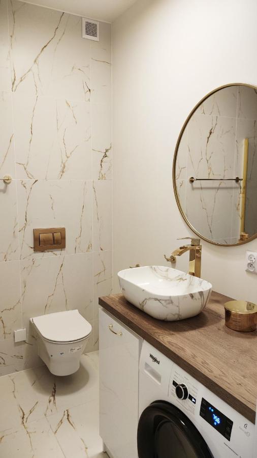 바우브자이치 B&D Apartament Chelmiec 아파트 외부 사진